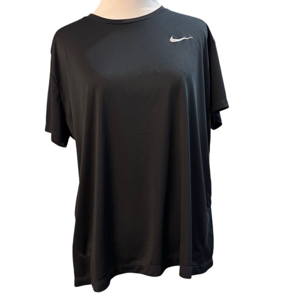 Nike Dri-FIT Men’s Black Short Sleeve Athletic Shirt XL Mesh Back